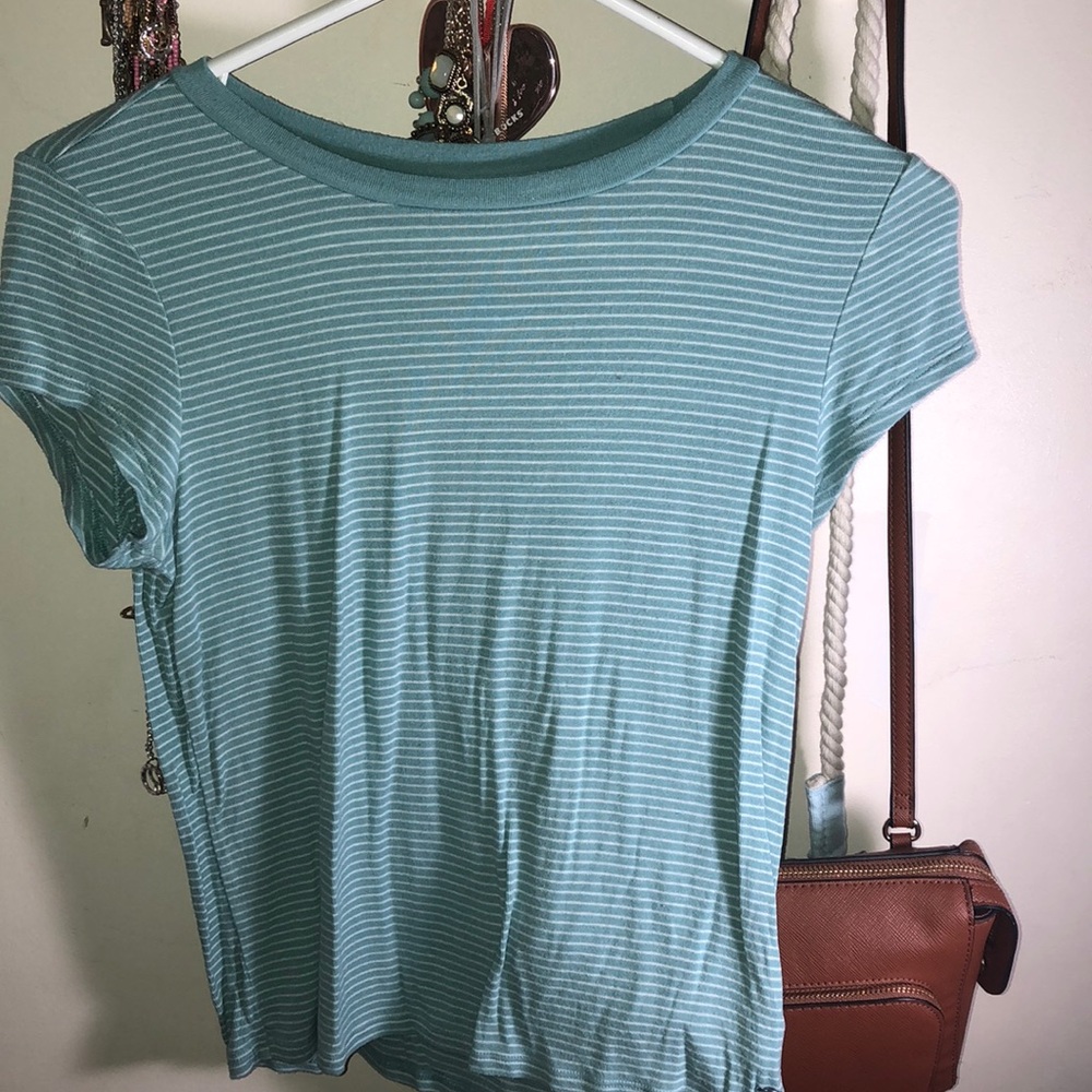 soft and sexy top! (american eagle)